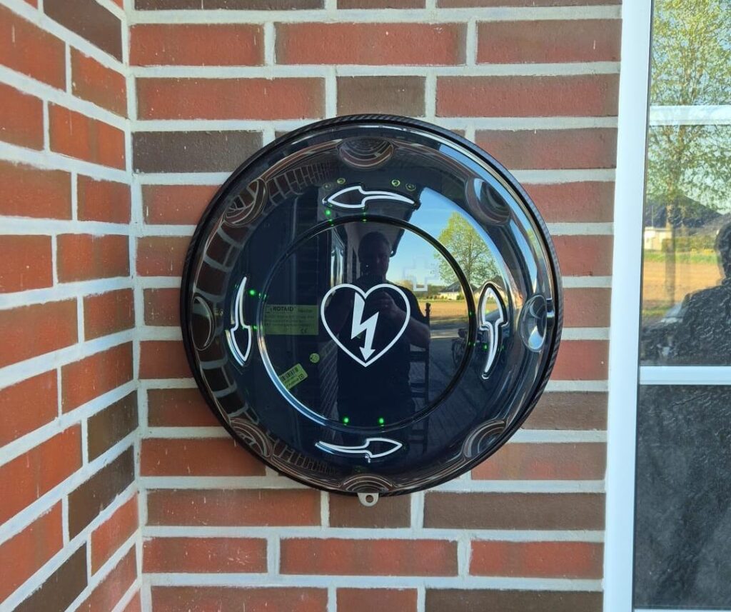 Neue Defibrillatoren in Steinbild